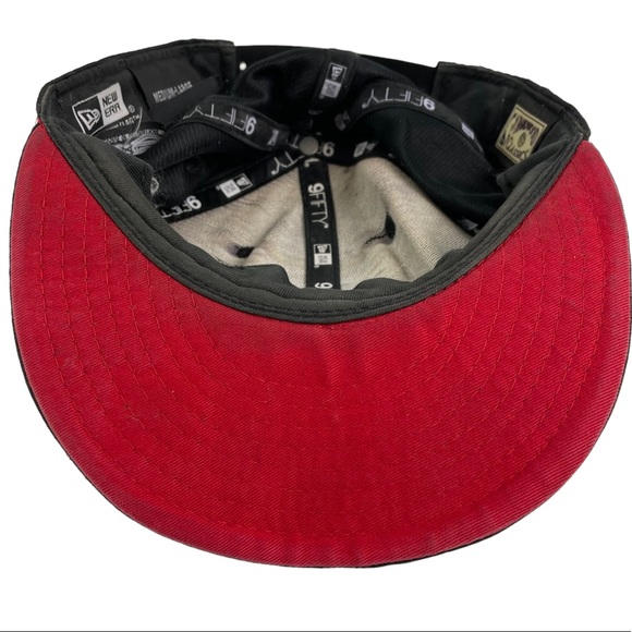 Chicago Bulls Unique Embroidered Brim Sleek New Era Hardwood Classics Patch M/L - Picture 16 of 16